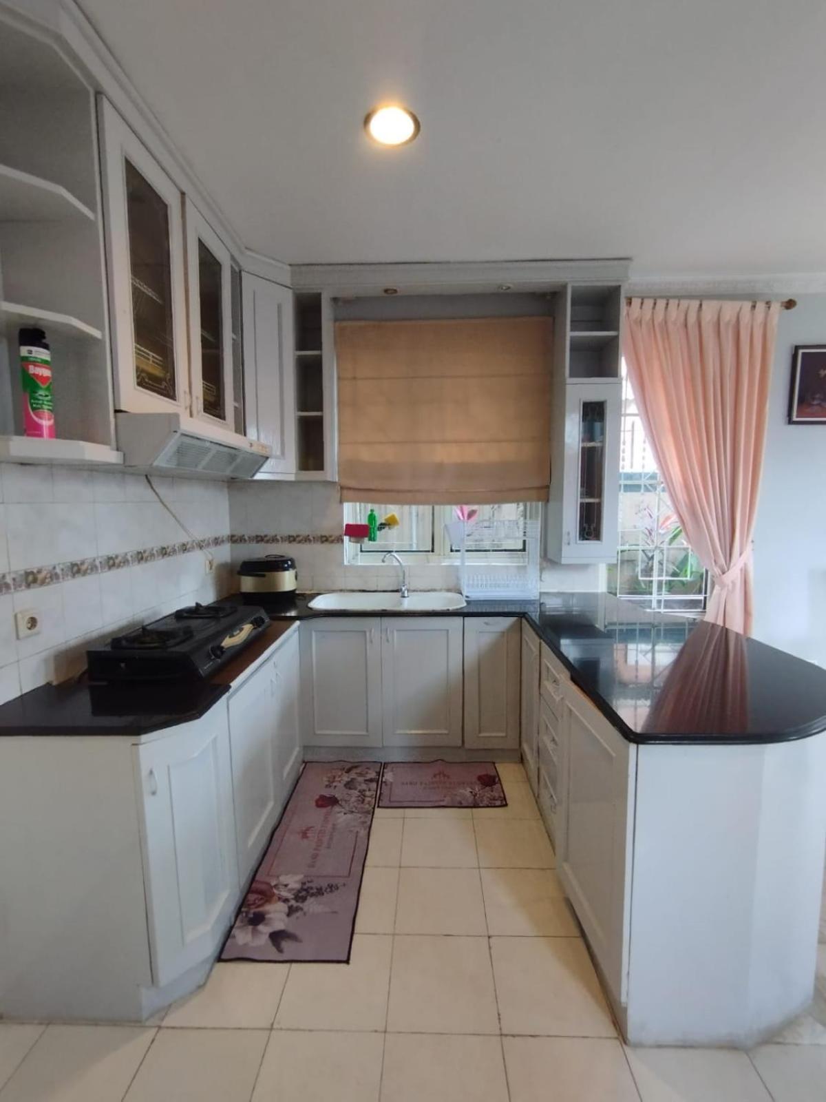 Vila Princess,Sentul 4Bedroom Dan Tenda Camping,Private Pool, Tenis Meja, Mini Billiard, Karaoke, Ayunan,Bbq, 08Satu3 80Satu6 4Satu5Satu Богор Экстерьер фото