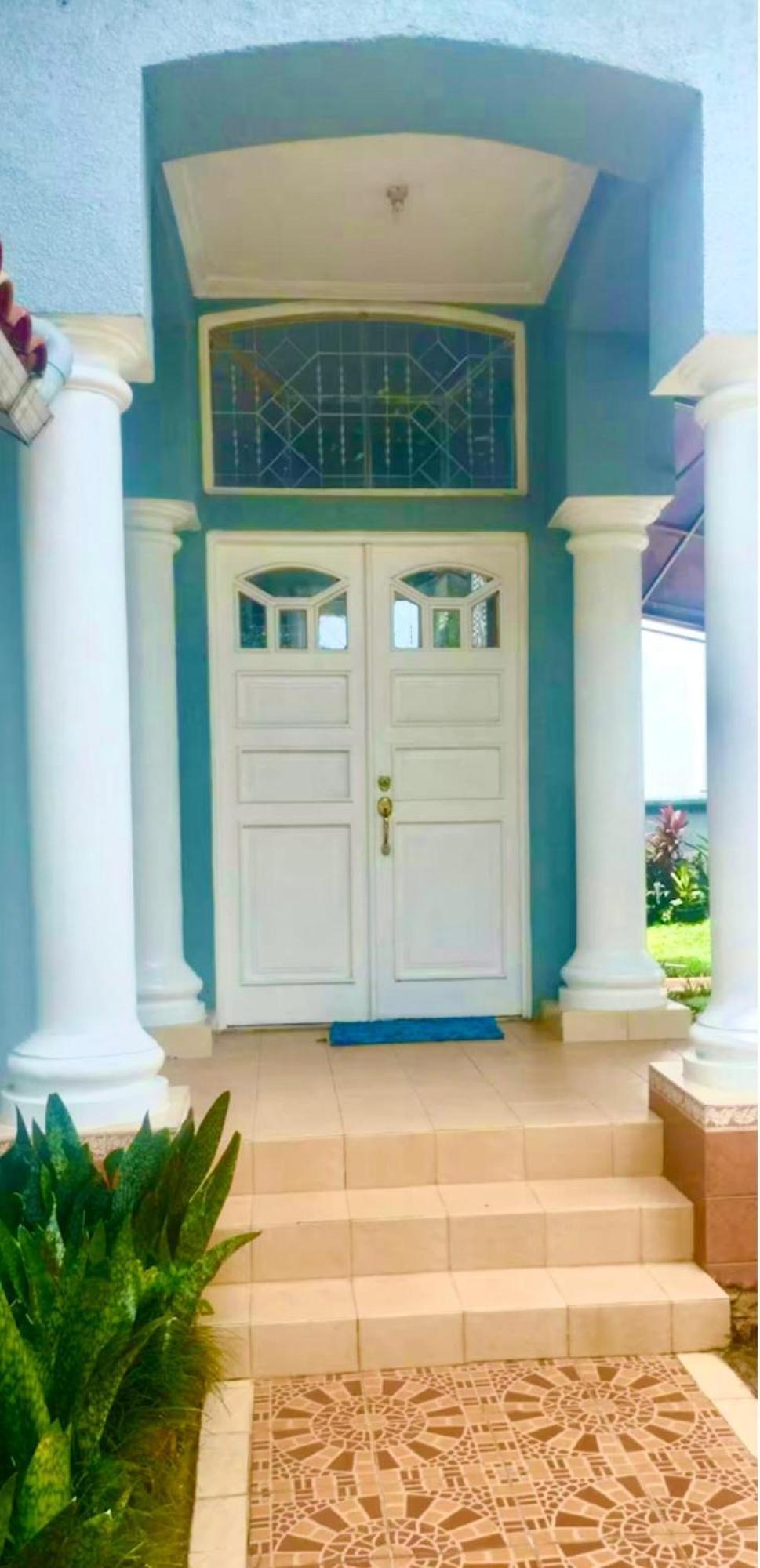 Vila Princess,Sentul 4Bedroom Dan Tenda Camping,Private Pool, Tenis Meja, Mini Billiard, Karaoke, Ayunan,Bbq, 08Satu3 80Satu6 4Satu5Satu Богор Экстерьер фото